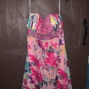 Partytime- woman’s dress